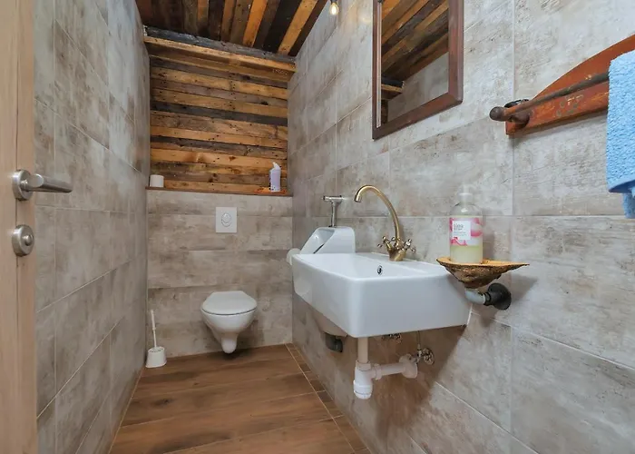 Levanda Βίλα Μακάρσκα